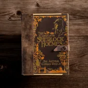 Χειροποίητο Τετράδιο Με Ρετρό Sherlock Holmes Εξώφυλλο & Δερμάτινο Κούμπωμα